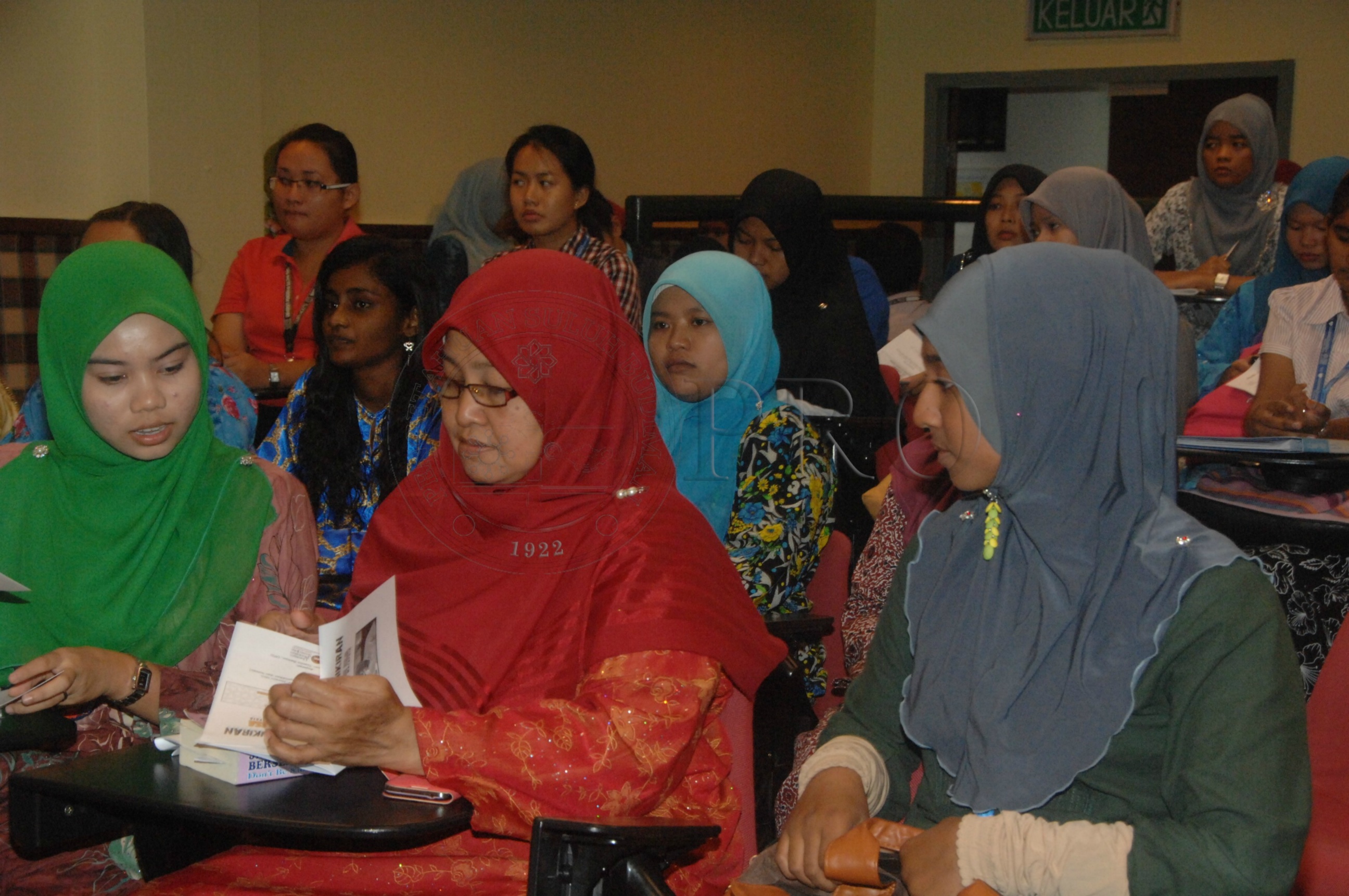 PRO 14 34 WACANA FBA 0017